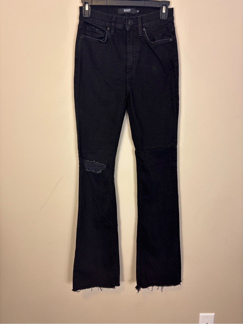 Hudson Jeans Black High-Rise Bootcut Jeans with Knee Distress Women’s 26